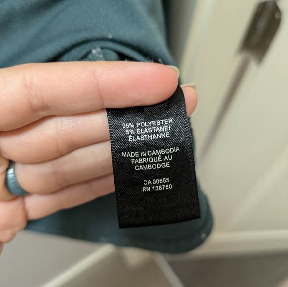 RW&Co Long Sleeve Split-Neck Top in Dark Teal - Picture 3 of 6